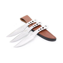 Load image into Gallery viewer, UNITED CUTLERY GIL HIBBEN LARGE TRIPLE SET THROWING KNIVES BLADE
