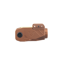 Load image into Gallery viewer, Vaide Scrapper Pistol Flashlight Coyote FDE
